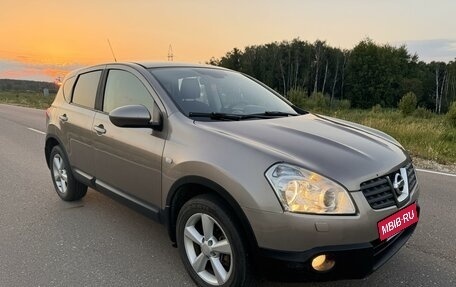 Nissan Qashqai, 2008 год, 700 000 рублей, 2 фотография