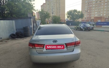 Hyundai Sonata VI, 2005 год, 580 000 рублей, 3 фотография