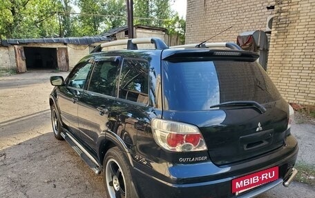 Mitsubishi Outlander III рестайлинг 3, 2007 год, 950 000 рублей, 5 фотография