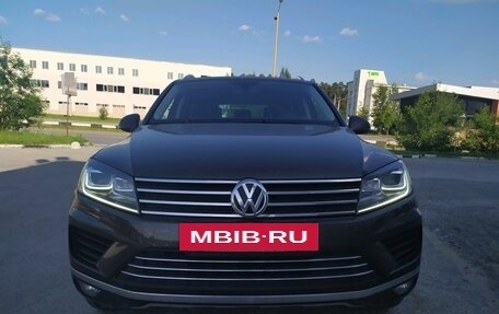 Volkswagen Touareg III, 2016 год, 3 250 000 рублей, 2 фотография