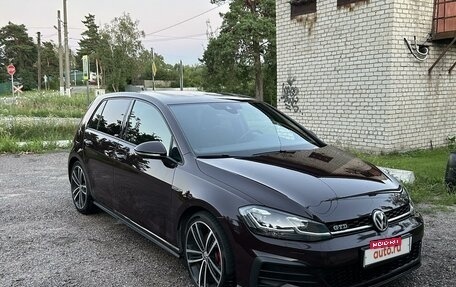 Volkswagen Golf VII, 2018 год, 2 550 000 рублей, 3 фотография