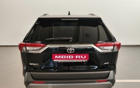 Toyota RAV4, 2022 год, 4 149 000 рублей, 4 фотография