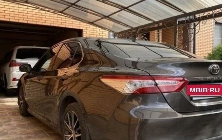 Toyota Camry, 2021 год, 3 980 000 рублей, 3 фотография