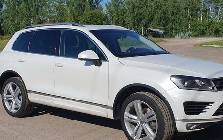 Volkswagen Touareg III, 2015 год, 3 550 000 рублей, 3 фотография