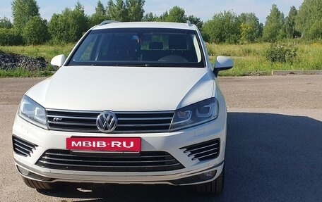 Volkswagen Touareg III, 2015 год, 3 550 000 рублей, 4 фотография