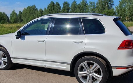 Volkswagen Touareg III, 2015 год, 3 550 000 рублей, 13 фотография