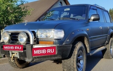 Toyota Land Cruiser 80 рестайлинг, 1995 год, 1 000 000 рублей, 2 фотография