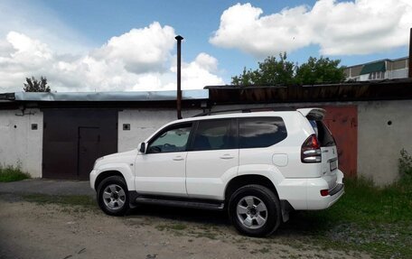 Toyota Land Cruiser Prado 120 рестайлинг, 2006 год, 3 400 000 рублей, 5 фотография