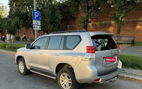 Toyota Land Cruiser Prado 150 рестайлинг 2, 2010 год, 2 900 000 рублей, 4 фотография