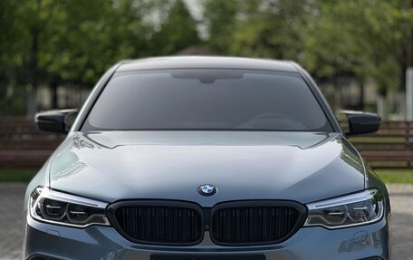 BMW 5 серия, 2017 год, 5 850 000 рублей, 2 фотография