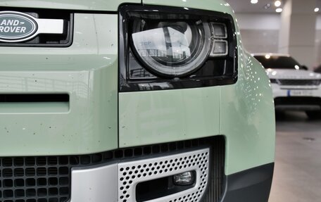 Land Rover Defender II, 2023 год, 12 825 000 рублей, 10 фотография