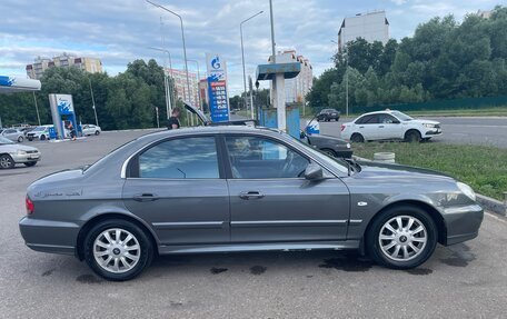 Hyundai Sonata IV рестайлинг, 2005 год, 550 000 рублей, 3 фотография