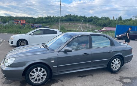 Hyundai Sonata IV рестайлинг, 2005 год, 550 000 рублей, 6 фотография