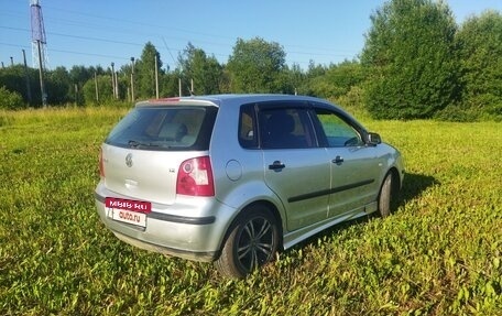 Volkswagen Polo IV рестайлинг, 2002 год, 240 000 рублей, 3 фотография