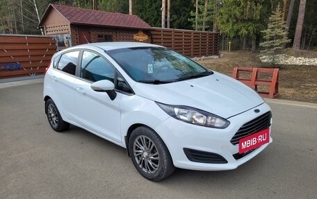 Ford Fiesta, 2016 год, 1 050 000 рублей, 3 фотография