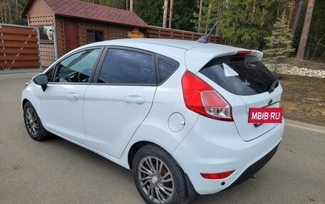 Ford Fiesta, 2016 год, 1 050 000 рублей, 6 фотография