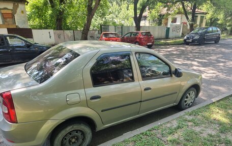 Renault Logan I, 2010 год, 320 000 рублей, 2 фотография