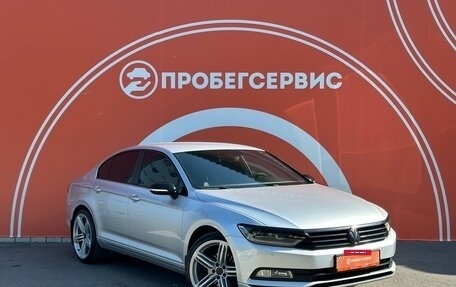 Volkswagen Passat B8 рестайлинг, 2015 год, 2 100 000 рублей, 3 фотография