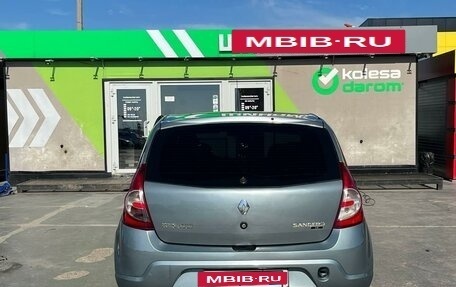 Renault Logan I, 2011 год, 410 000 рублей, 4 фотография