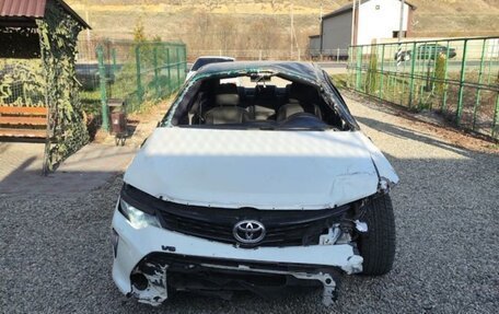 Toyota Camry, 2015 год, 900 000 рублей, 3 фотография