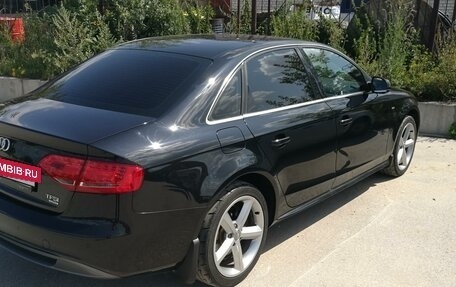 Audi A4, 2011 год, 1 950 000 рублей, 6 фотография