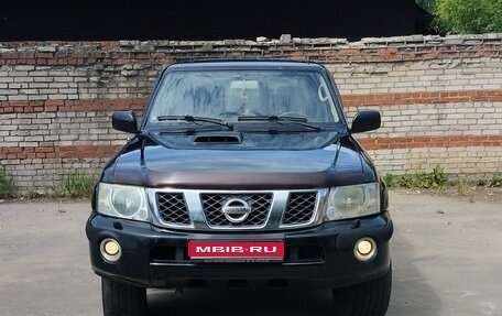 Nissan Patrol, 2004 год, 1 200 000 рублей, 1 фотография