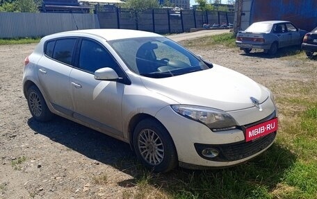 Renault Megane III, 2012 год, 800 000 рублей, 3 фотография