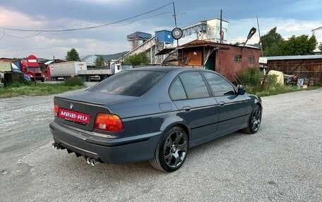 BMW 5 серия, 2001 год, 950 000 рублей, 12 фотография