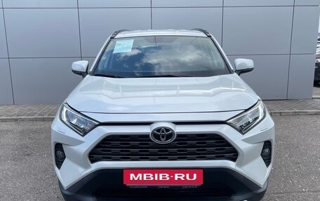 Toyota RAV4, 2020 год, 3 480 000 рублей, 2 фотография