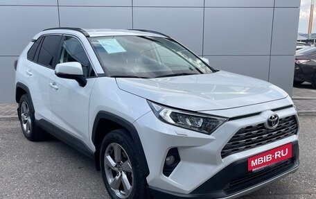 Toyota RAV4, 2020 год, 3 480 000 рублей, 3 фотография