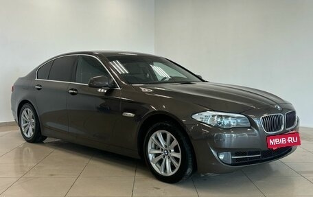 BMW 5 серия, 2012 год, 1 950 000 рублей, 3 фотография