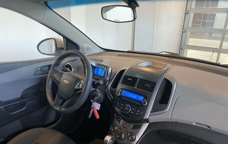 Chevrolet Aveo III, 2013 год, 755 000 рублей, 12 фотография