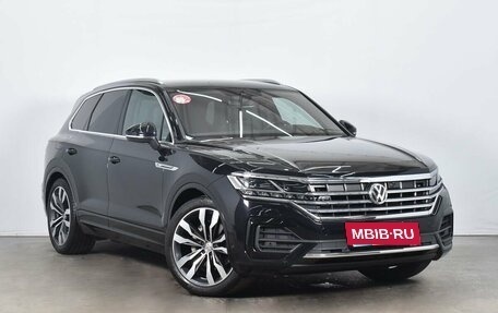 Volkswagen Touareg III, 2019 год, 6 980 995 рублей, 3 фотография