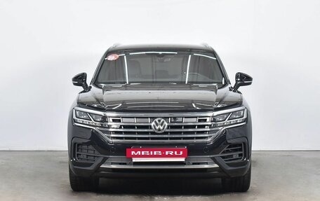 Volkswagen Touareg III, 2019 год, 6 980 995 рублей, 2 фотография