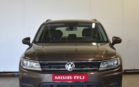 Volkswagen Tiguan II, 2020 год, 2 450 000 рублей, 3 фотография