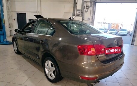 Volkswagen Jetta VI, 2012 год, 1 115 000 рублей, 4 фотография