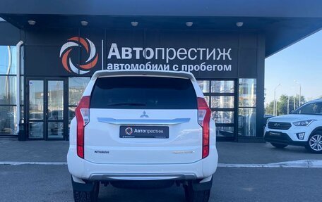 Mitsubishi Pajero Sport III рестайлинг, 2018 год, 2 890 000 рублей, 3 фотография