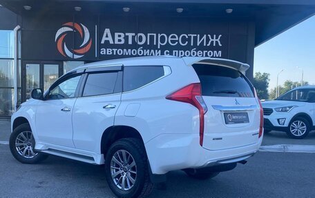 Mitsubishi Pajero Sport III рестайлинг, 2018 год, 2 890 000 рублей, 4 фотография