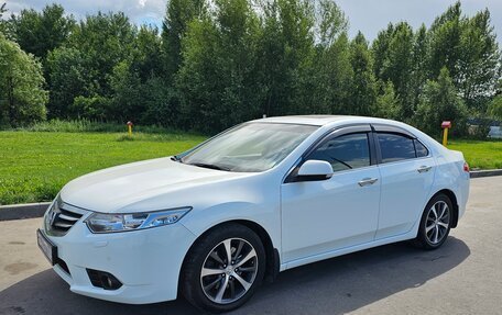 Honda Accord VIII рестайлинг, 2012 год, 2 200 000 рублей, 1 фотография