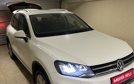 Volkswagen Touareg III, 2012 год, 2 490 000 рублей, 1 фотография