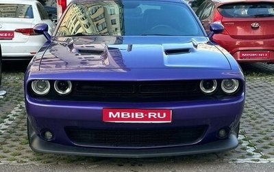 Dodge Challenger III рестайлинг 2, 2018 год, 3 950 000 рублей, 1 фотография