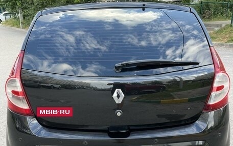 Renault Logan I, 2010 год, 600 000 рублей, 6 фотография