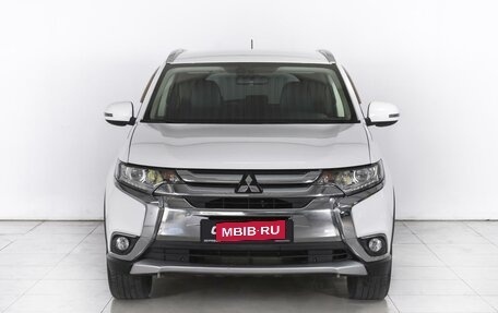 Mitsubishi Outlander III рестайлинг 3, 2016 год, 2 290 000 рублей, 3 фотография