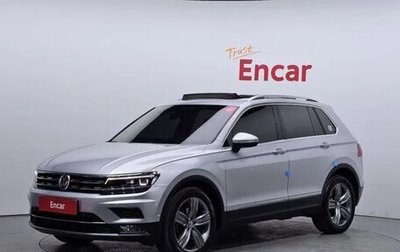 Volkswagen Tiguan II, 2018 год, 2 670 000 рублей, 1 фотография