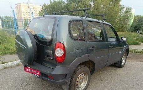 Chevrolet Niva I рестайлинг, 2013 год, 550 000 рублей, 4 фотография