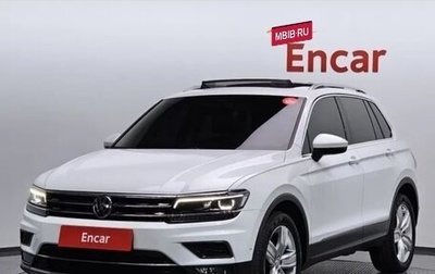 Volkswagen Tiguan II, 2020 год, 2 450 000 рублей, 1 фотография