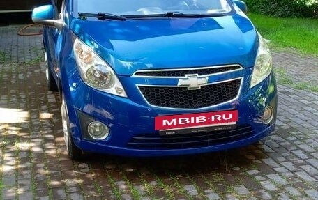 Chevrolet Spark III, 2011 год, 680 000 рублей, 2 фотография