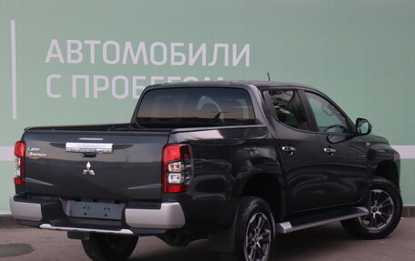 Mitsubishi L200 IV рестайлинг, 2022 год, 4 190 000 рублей, 2 фотография