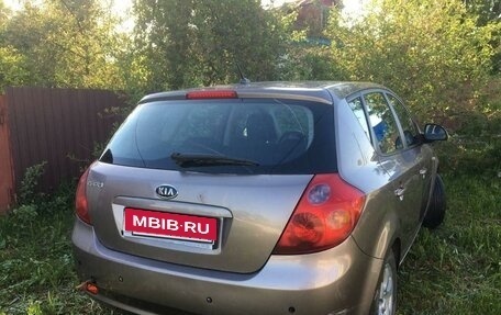 KIA cee'd I рестайлинг, 2009 год, 700 000 рублей, 3 фотография