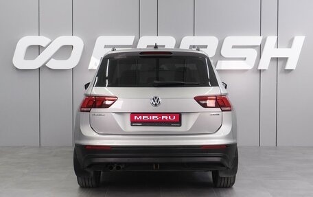 Volkswagen Tiguan II, 2019 год, 2 939 000 рублей, 4 фотография